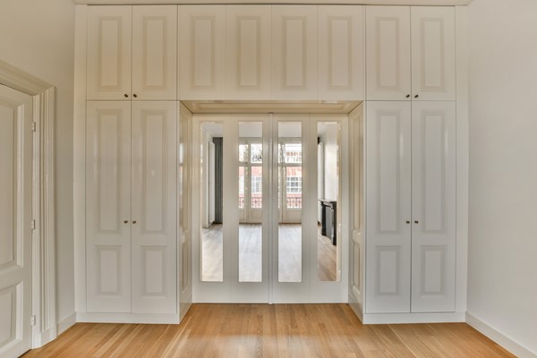 Medium property photo - Van De Veldestraat 7-2, 1071 CW Amsterdam